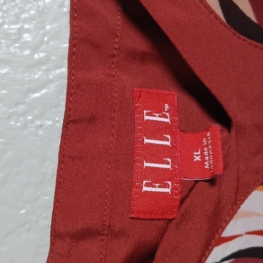 ELLE Red Flowy Top - Picture 5 of 9